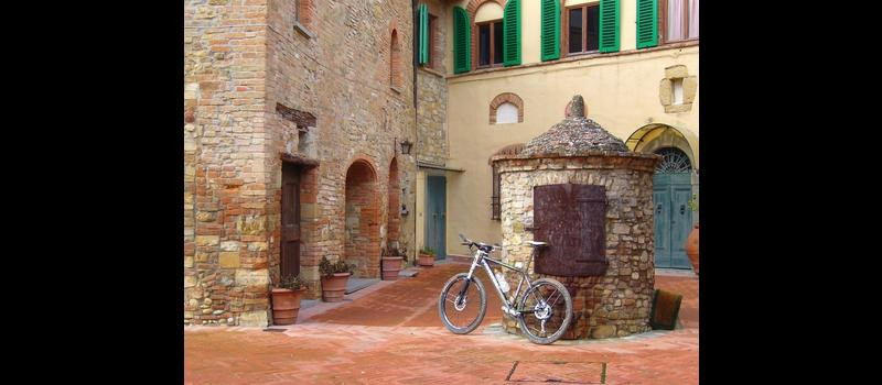 Biking Tuscany - Day Tours景点图片