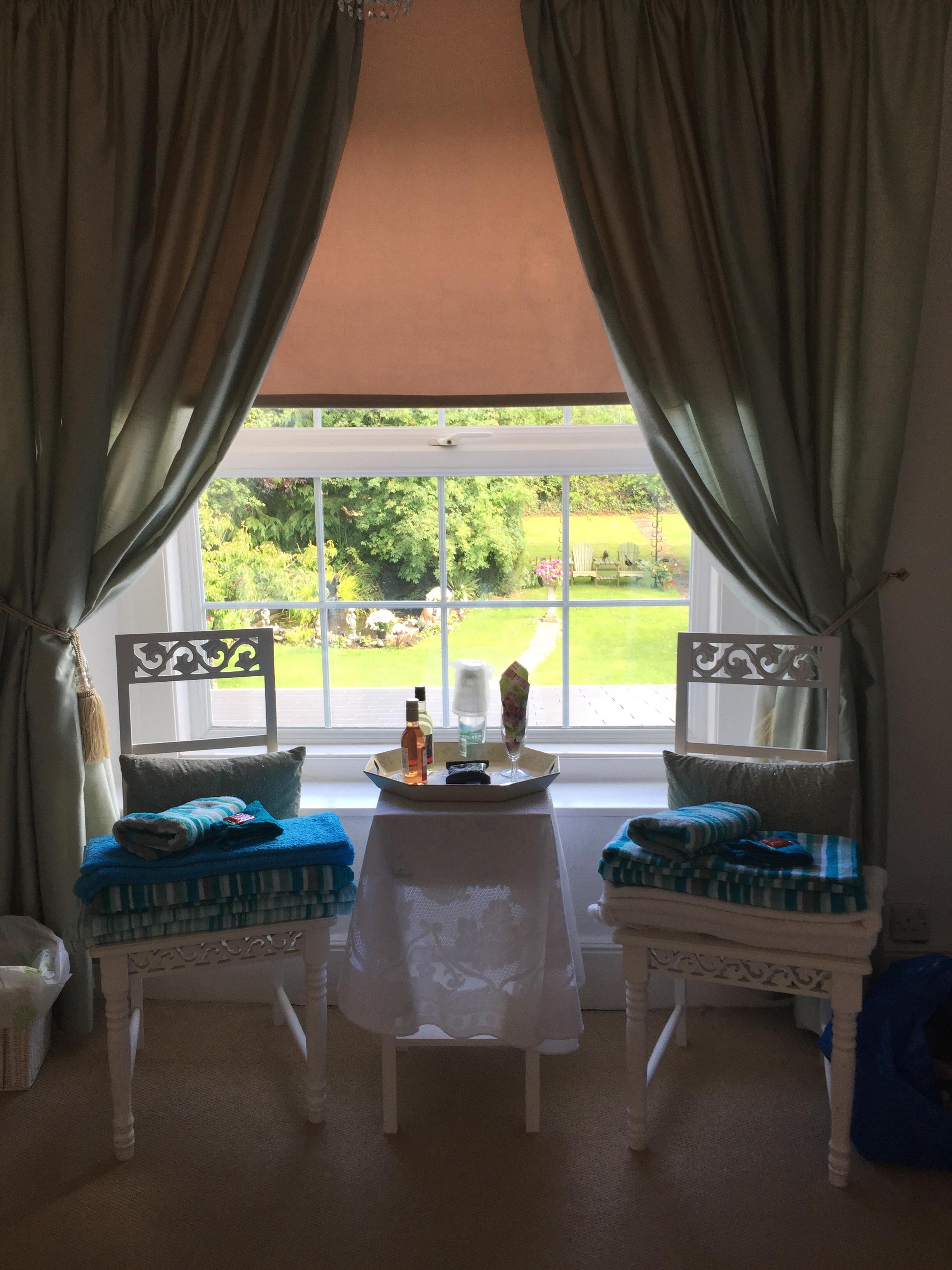 Leonardmoor House-客卧