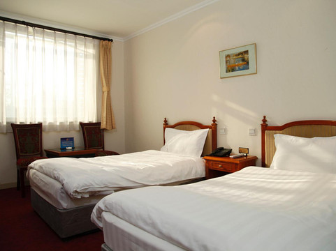 锦航商务酒店主图