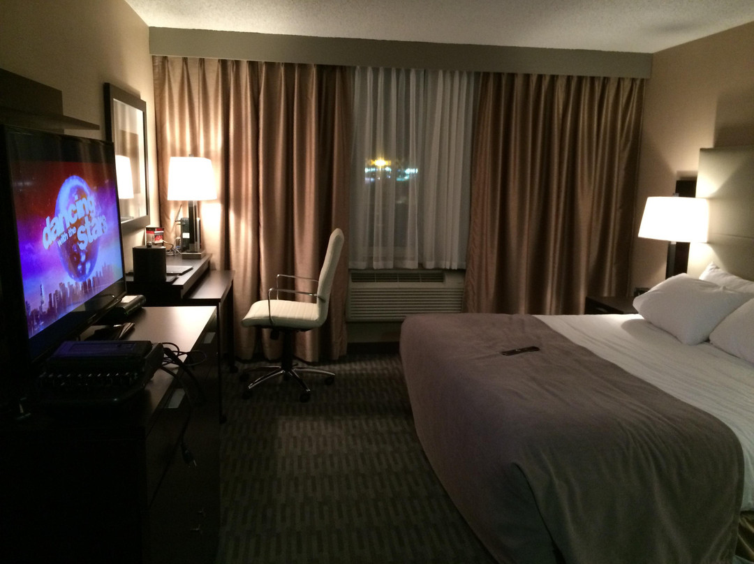 大草原酒店住宿-Pomeroy Hotel & Conference Centre Grande Prairie