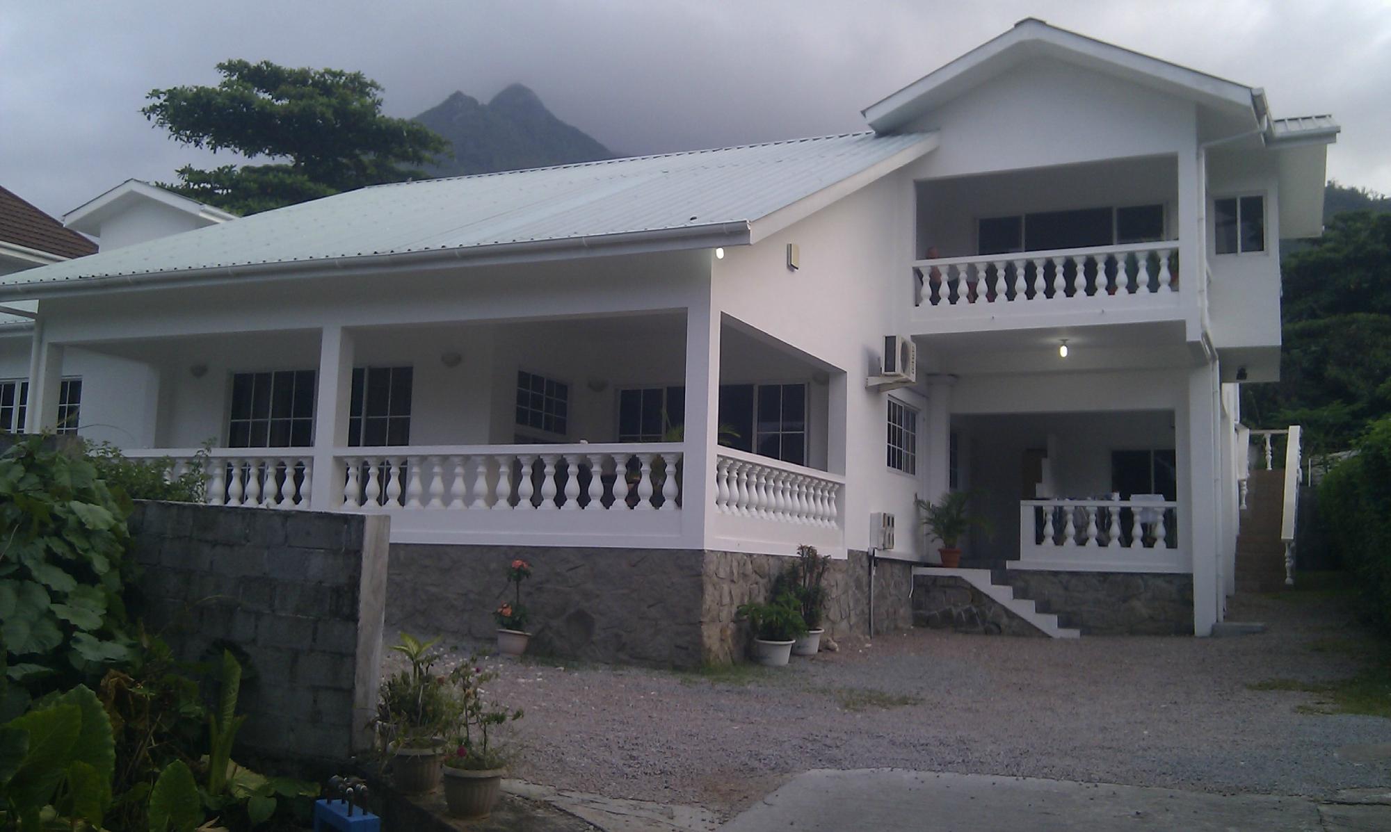 Rowsvilla Self Catering Guest-House-浴室