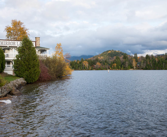 普莱西德湖酒店住宿-Mirror Lake Inn Resort & Spa