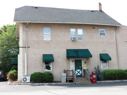 Green Village餐馆和美食-Green Village Deli