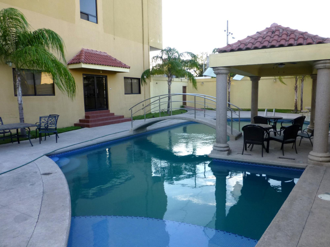 Hotel Estancia Rheal主图