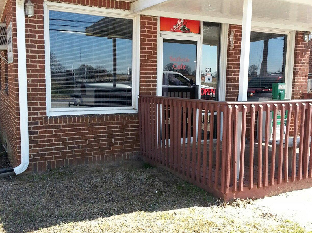 Ninety Six餐馆和美食-Southside Cafe