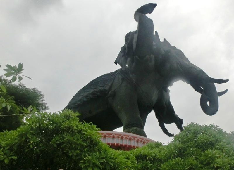 三头神像博物馆-北揽必去景点