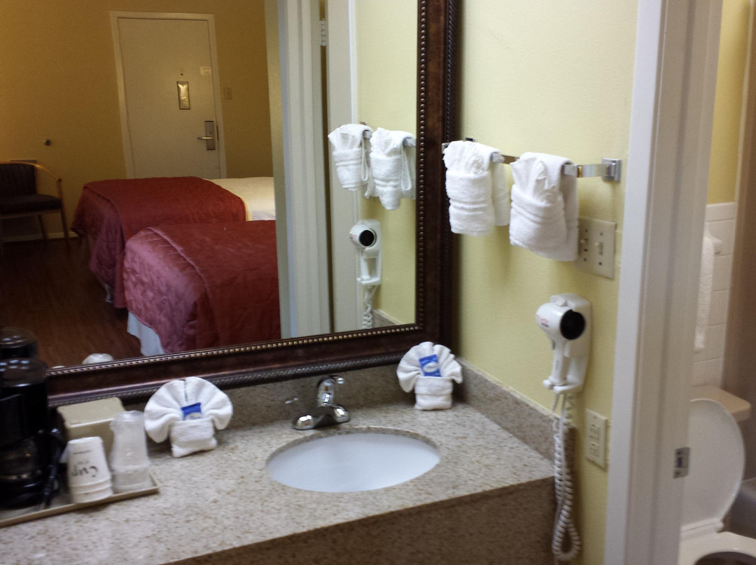 12 Oaks Motor Hotel主图