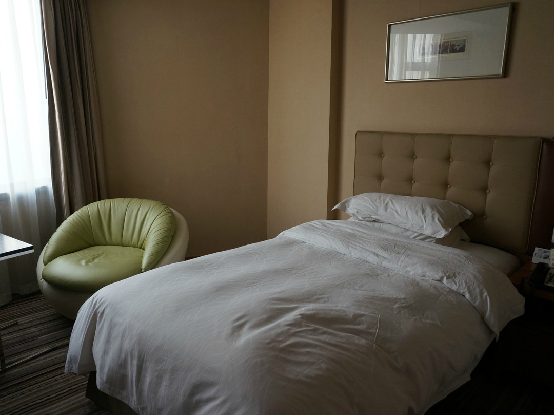 襄阳名人酒店主图