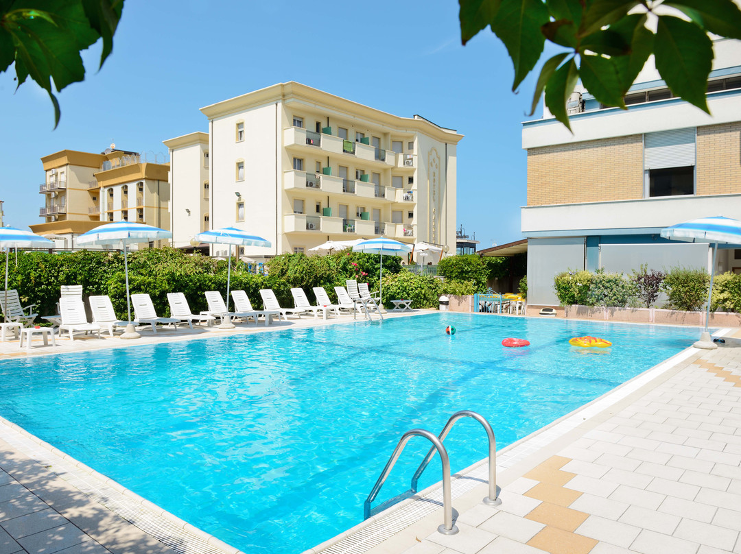 Piscina Caesar Riscaldata-切塞纳蒂科必去景点