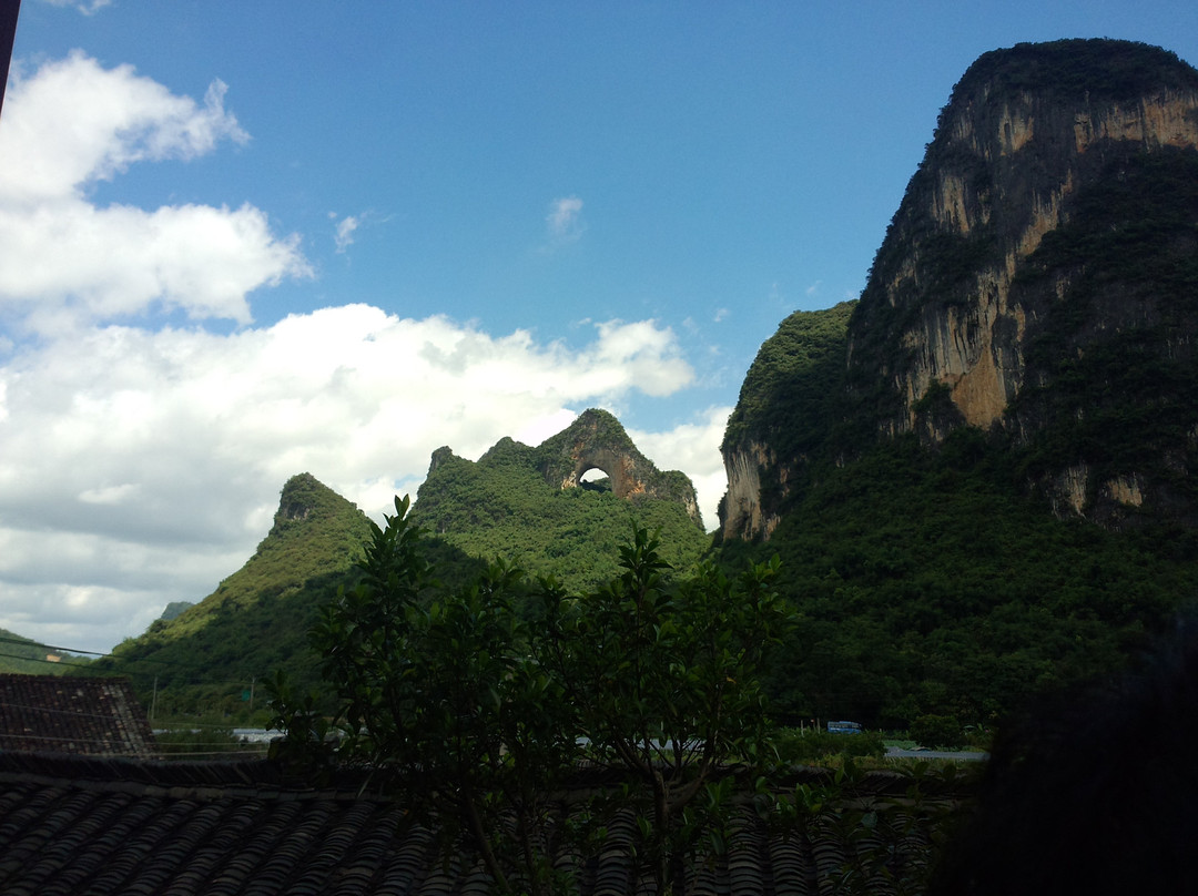 月亮山-阳朔县必去景点