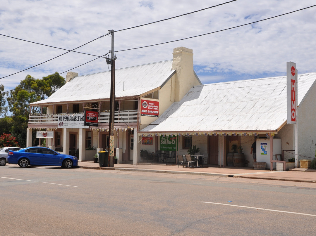 Mount Remarkable Hotel Motel
