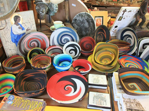 Baraka Gifts and Decor