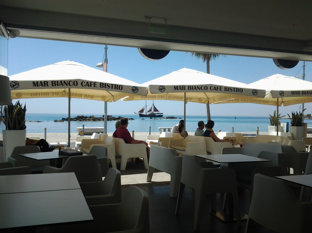 Mar Bianco Restaurant Cafe Bar