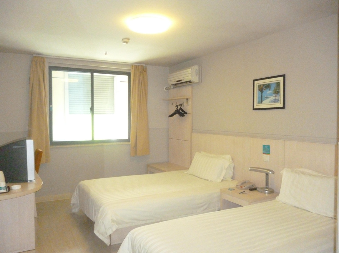 锦江之星湖州衣裳街历史街区酒店主图