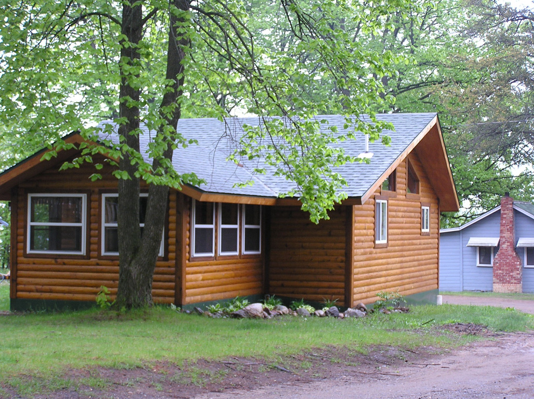 Niemeyer's Rugged River Resort