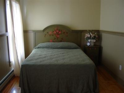 The Spring House Commons B & B