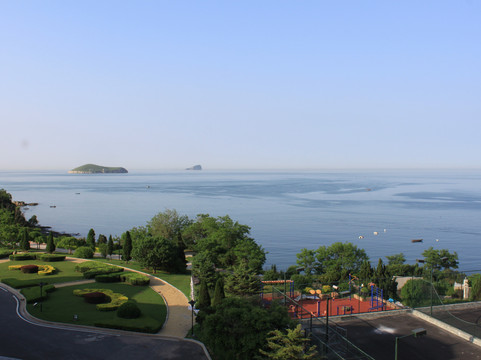 大连海天白云大酒店（付家庄海滨浴场森林动物园店）主图