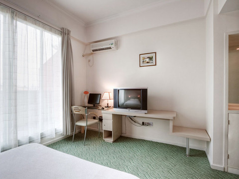 绿洲大酒店主图