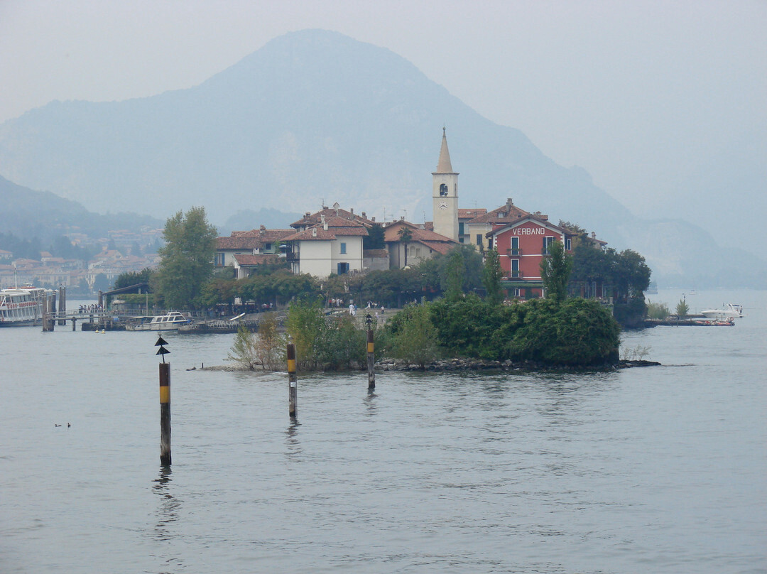 Island of the Fishermen (Isola dei Pescatori)景点图片
