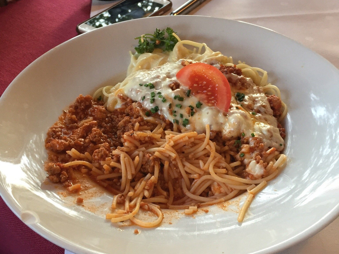 Sankt Margen餐馆和美食-Gasthaus Pension Roessle