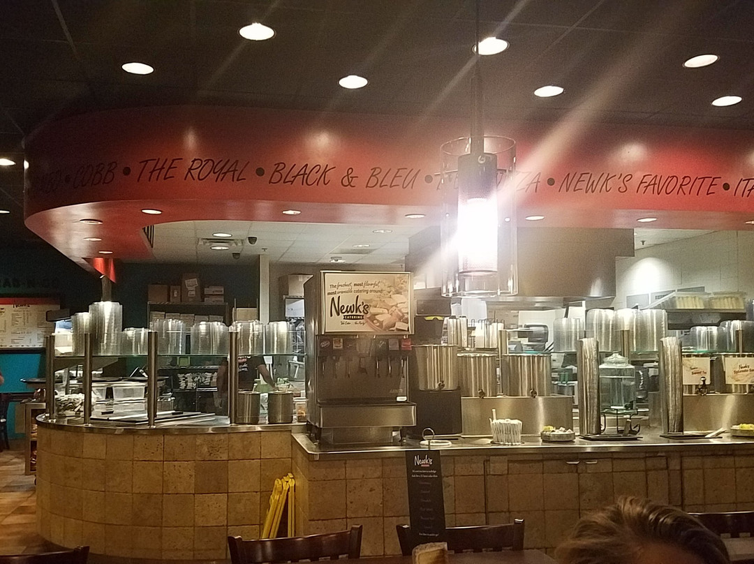Newk's Eatery