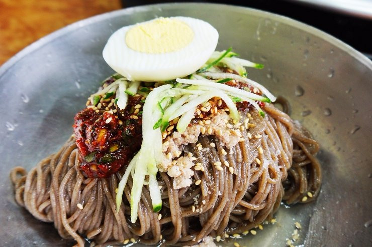华川郡餐馆和美食-1001 Buckwheat Noodles