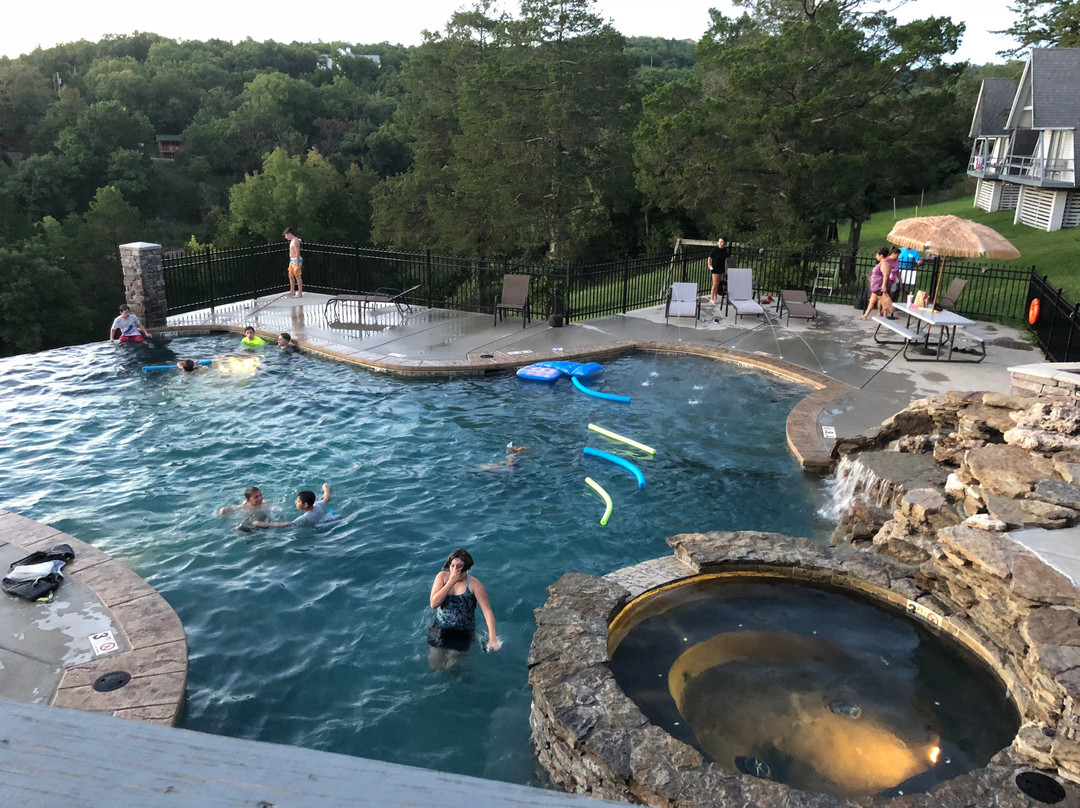 Alpine Lodge Resort主图