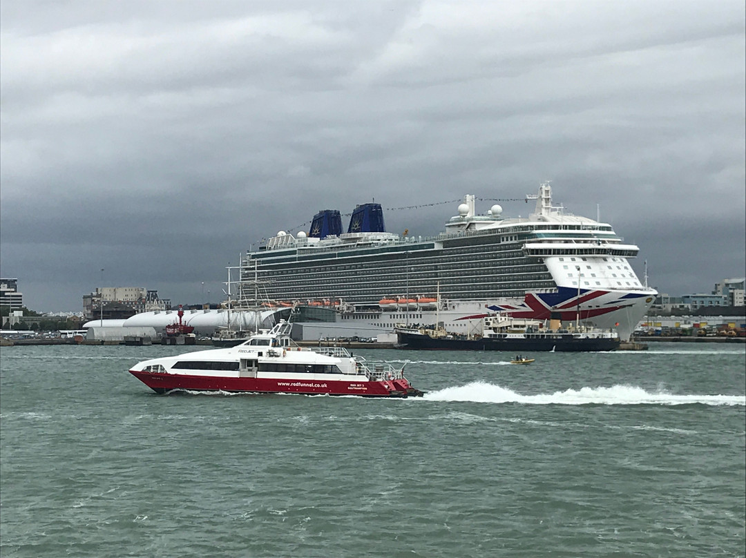 Blue Funnel Cruises景点图片