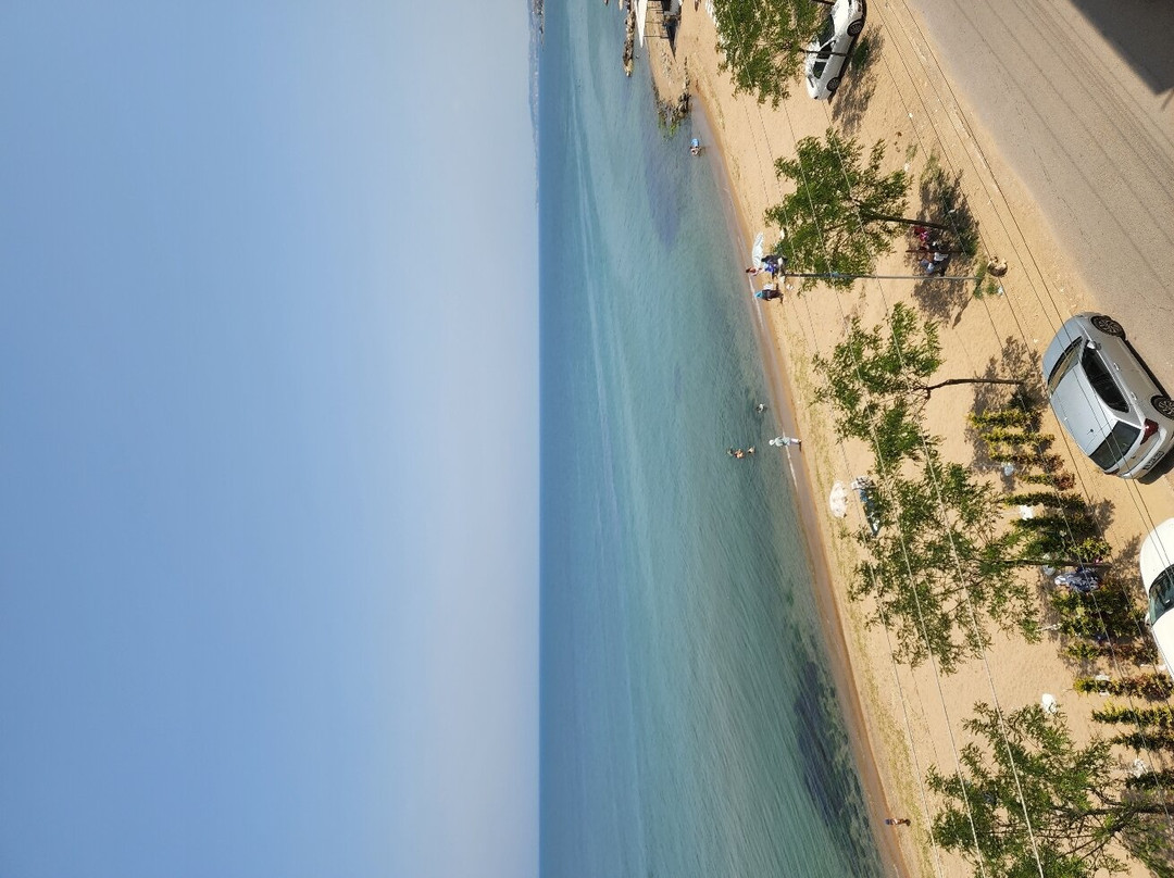The Lavington Beach Hotel