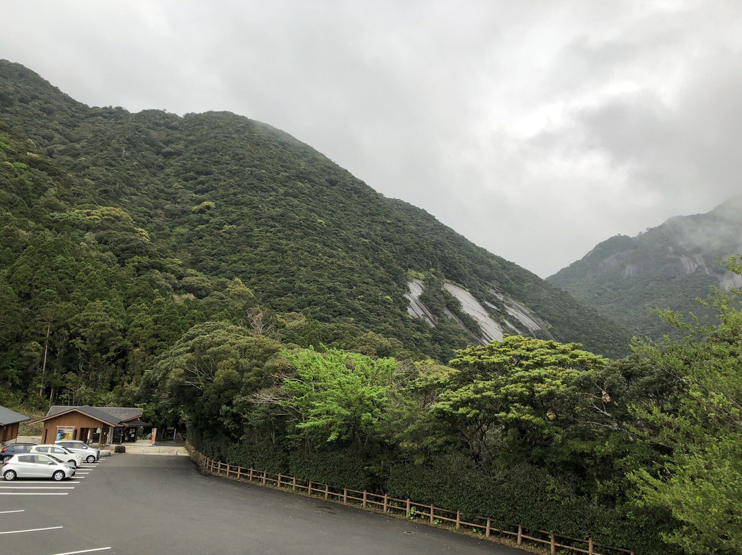 Sempiro Falls景点图片