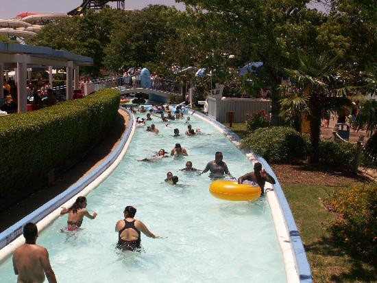 Six Flags Hurricane Harbor Arlington-阿灵顿必去景点