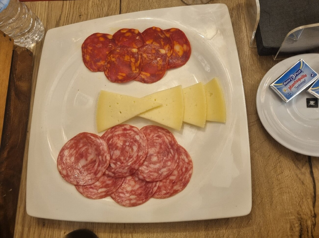 梅林达德奥利特酒店主图