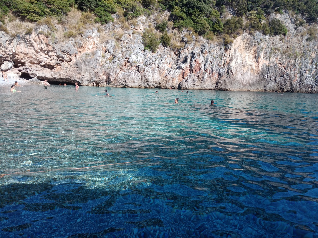 Cala Bianca Spiaggia-Marina di Camerota必去景点