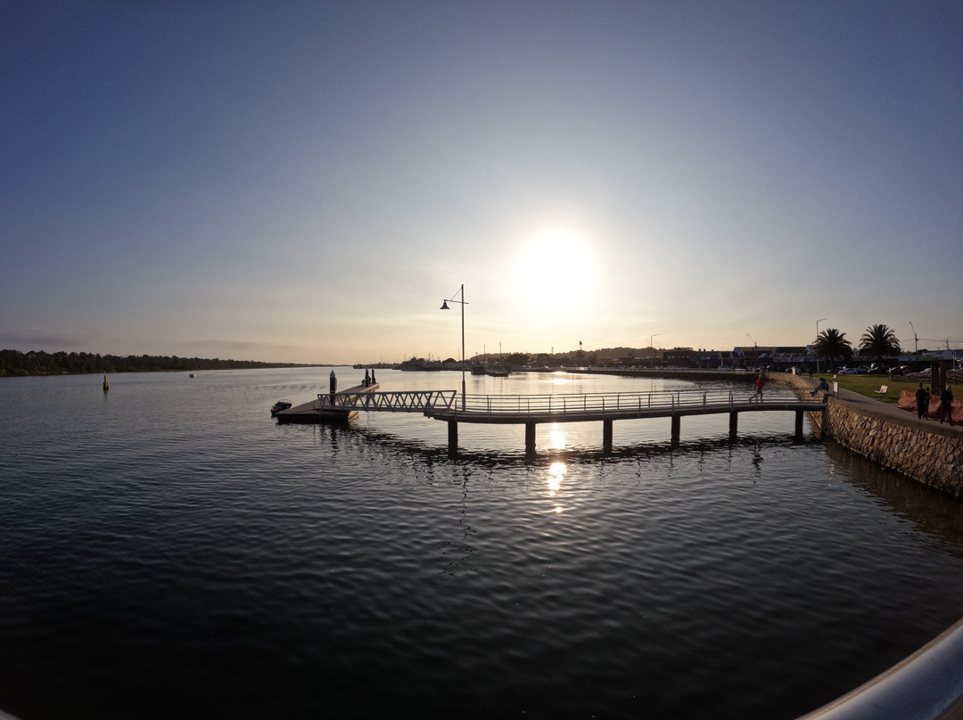 Gippsland Lakes景点图片
