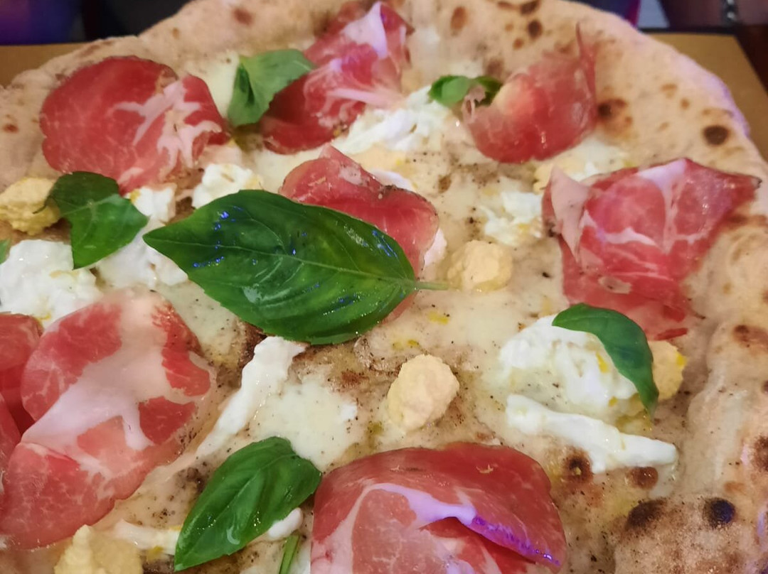 CECERÈ Pizzeria