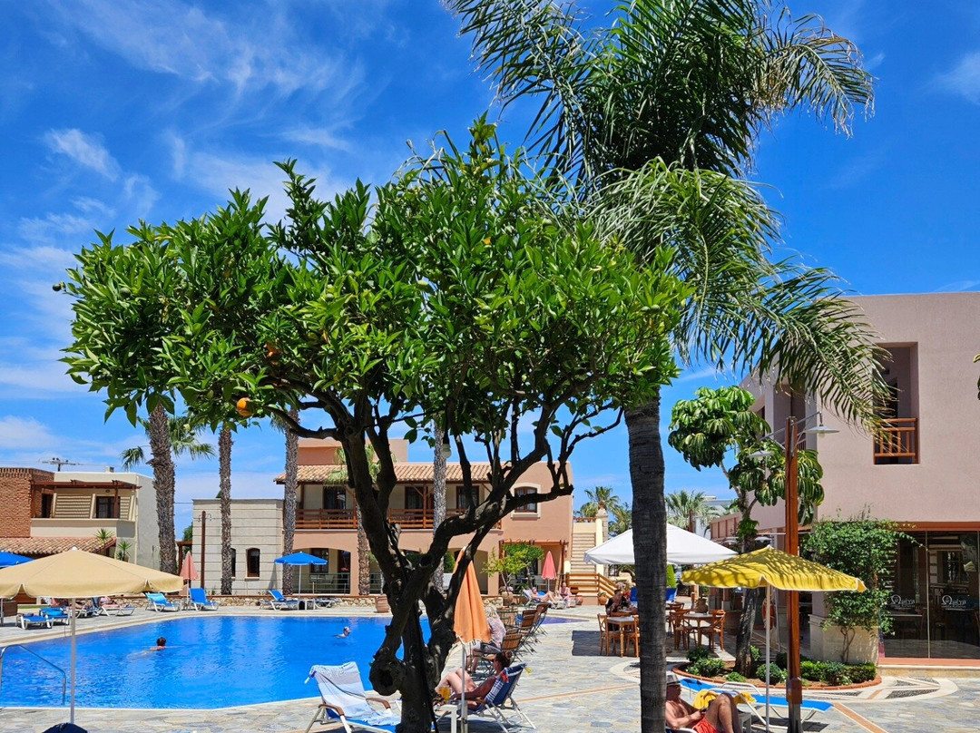 Omega Platanias Hotel主图