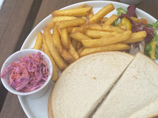 The Unicorn Inn主图