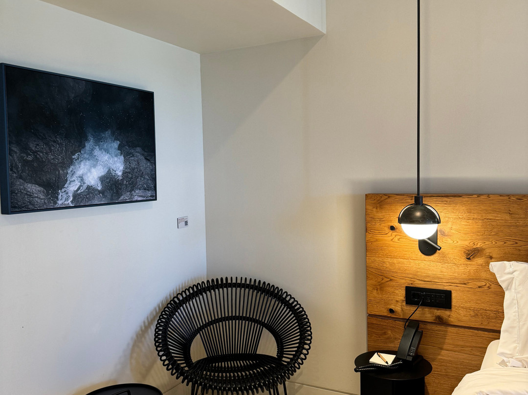 NOŪS Santorini主图