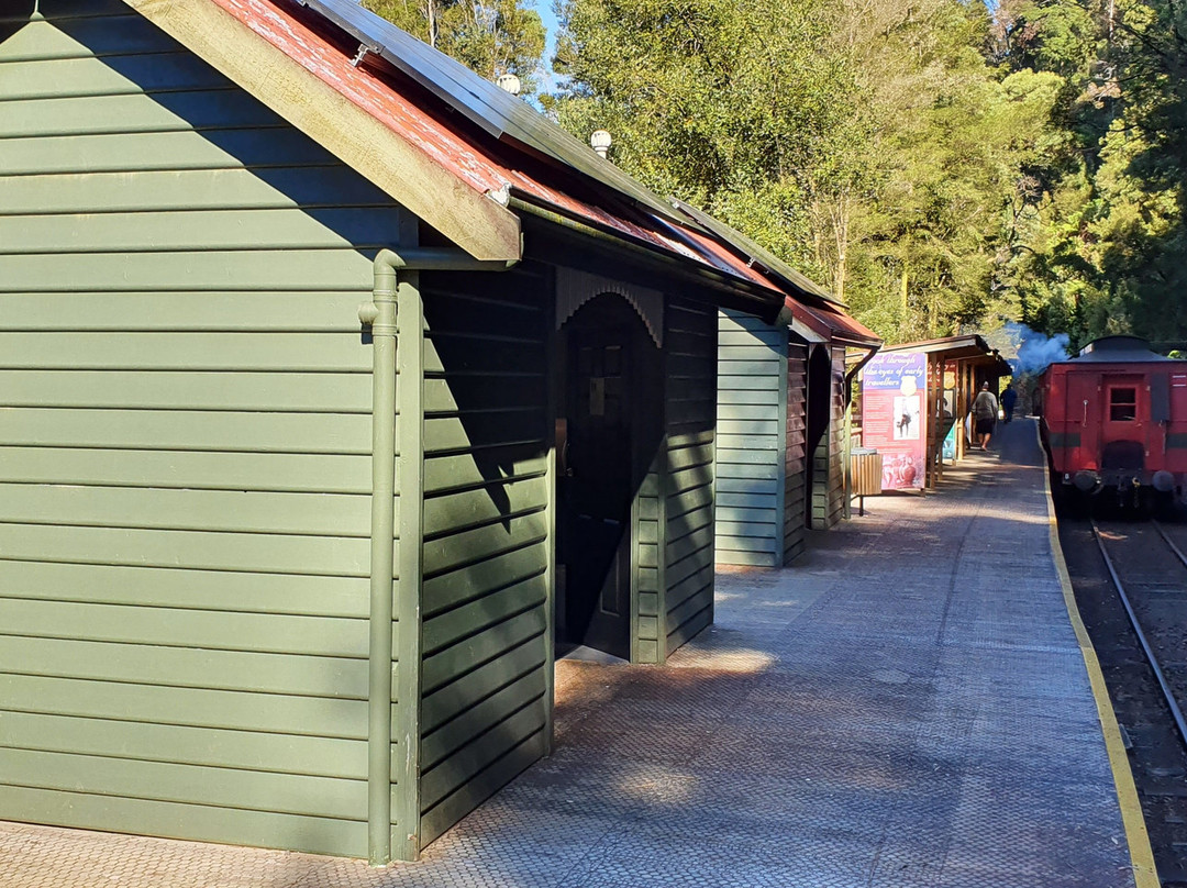 Dubbil Barril Railway Station-斯特拉恩必去景点