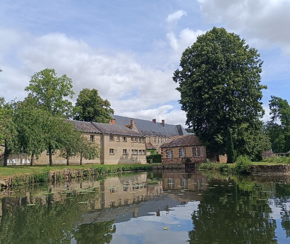 Capitainerie de Bonneval-Bonneval必去景点