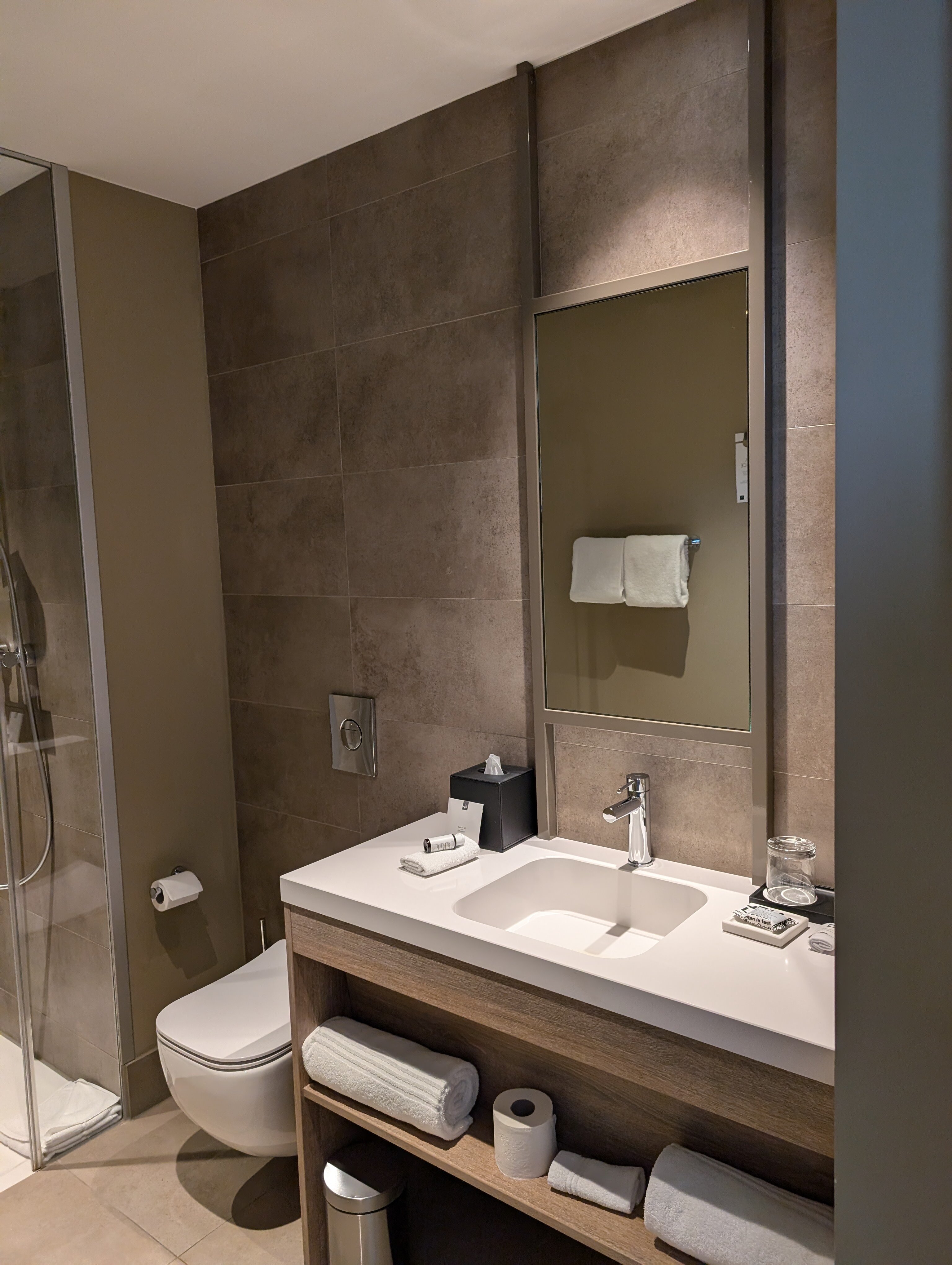 AC Hotel Wuerzburg-浴室