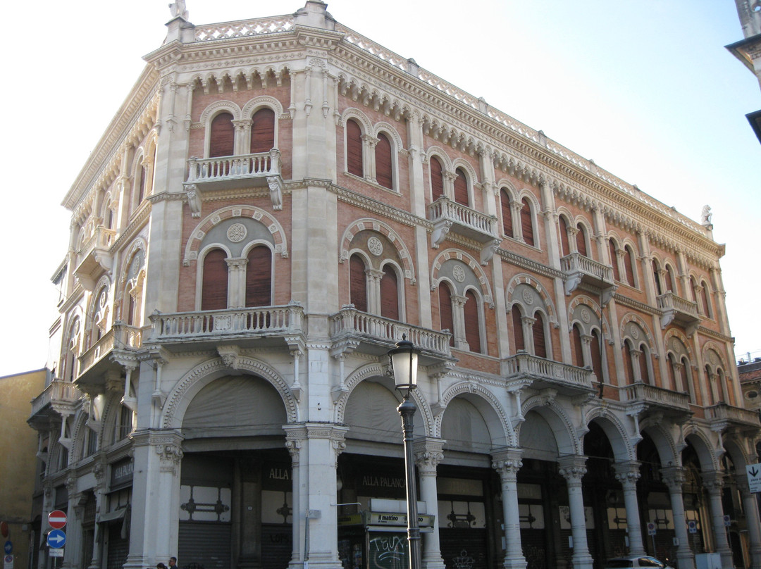 Piazza delle Erbe-帕多瓦必去景点