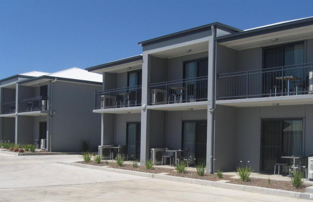 Royal Hotel Miles主图