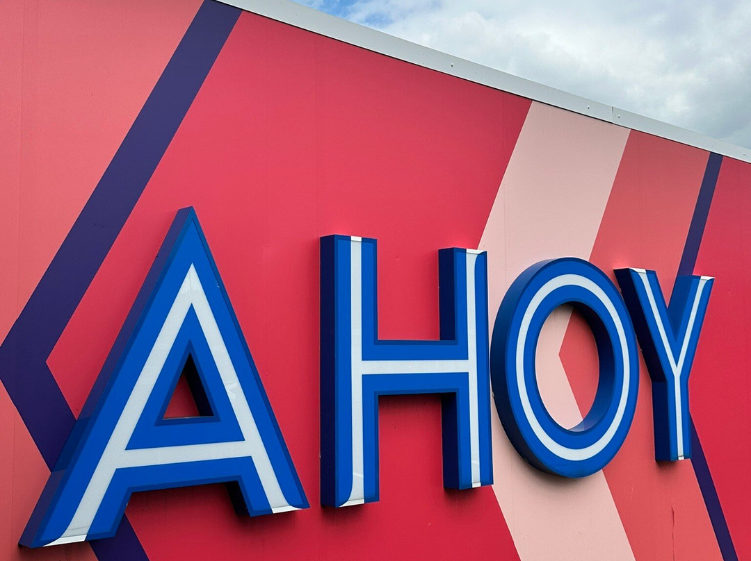 Umbrella Transfers - London Heathrow Gatwick Airport Taxi-伦敦必去景点