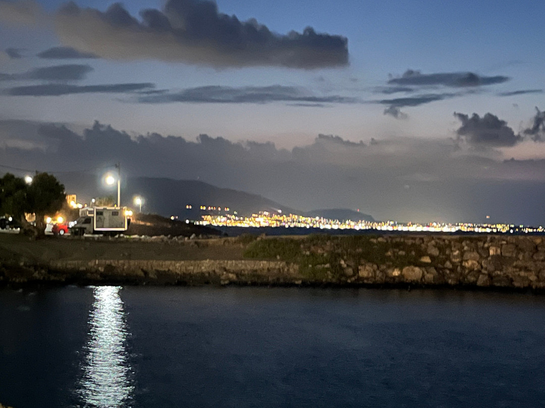 Boufos Beach-Sissi必去景点