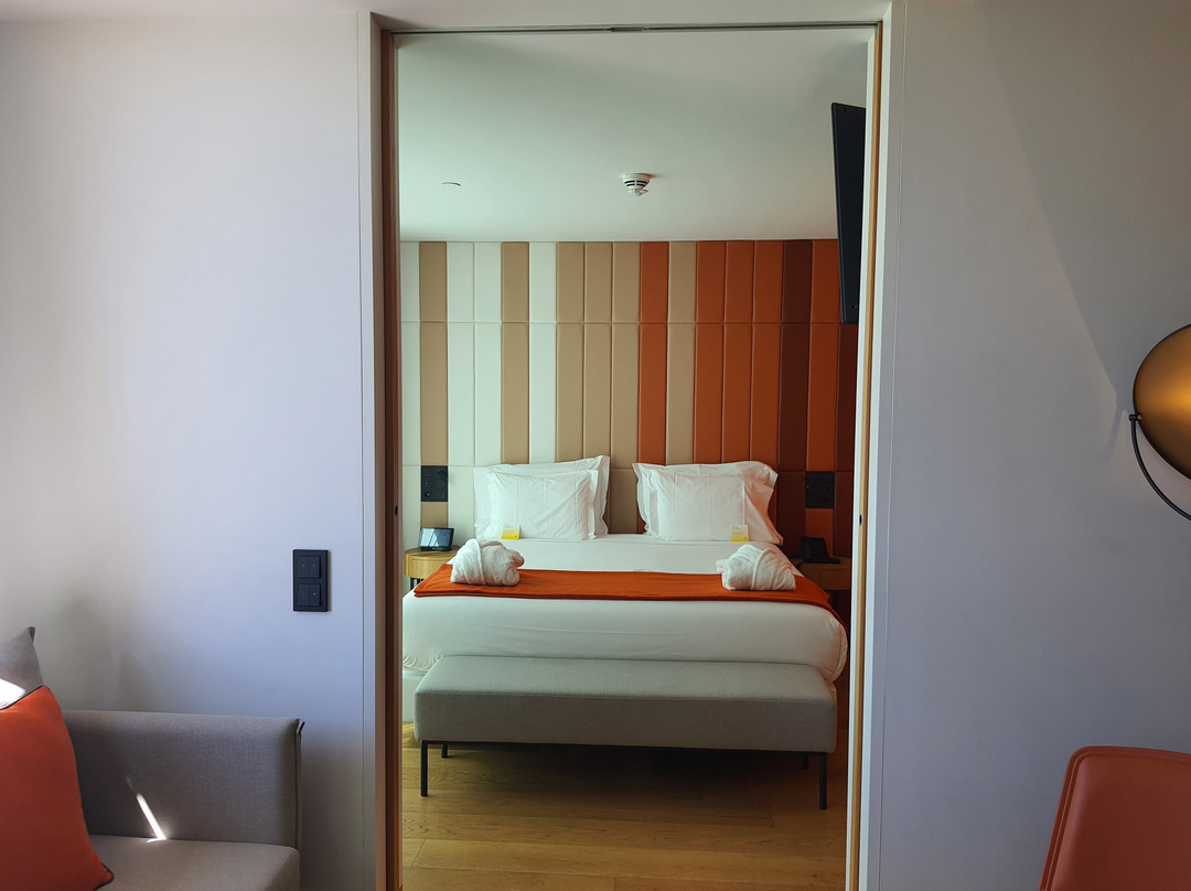 Lumen Hotel & The Lisbon Light Show主图