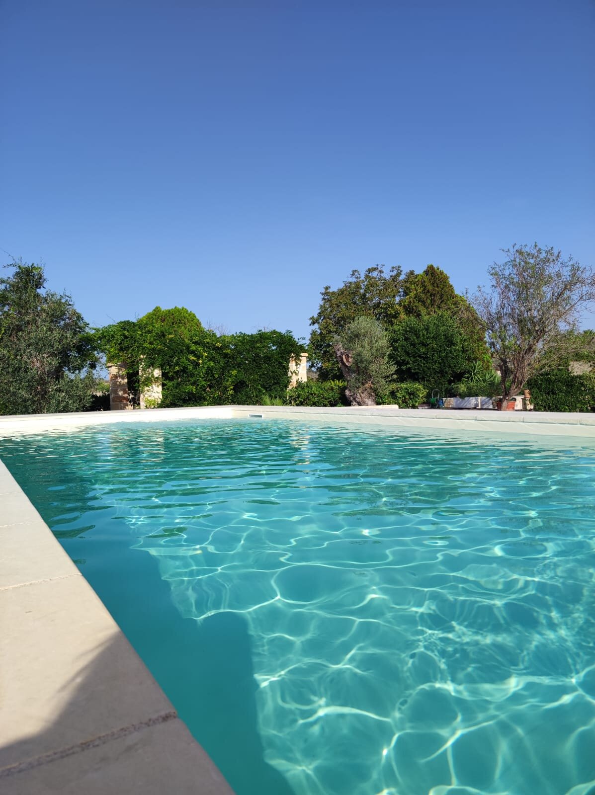 Contrada Macchia B&b-泳池