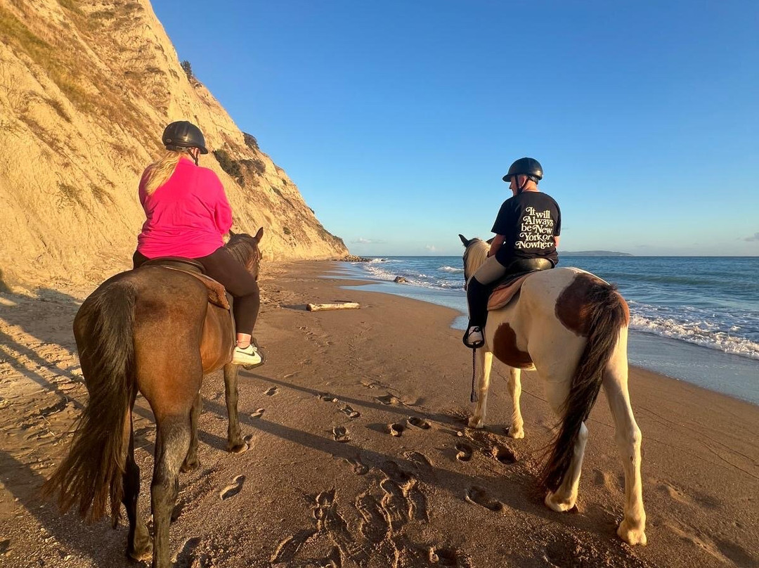 Horseland Kavos-Kavos必去景点