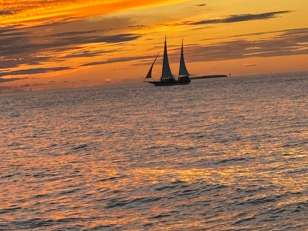 Cruisin’ Tikis KeyWest-基韦斯特必去景点