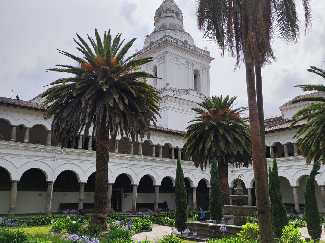 Museo Miguel de Santiago Convento de San Agustin-基多必去景点